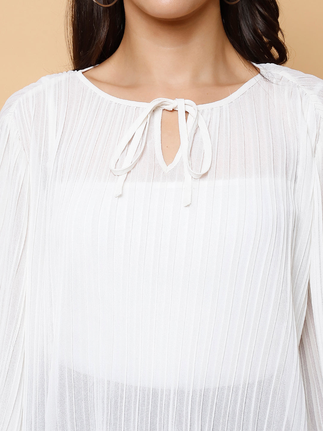 Tie-Up Neck Puff Sleeves regular Top